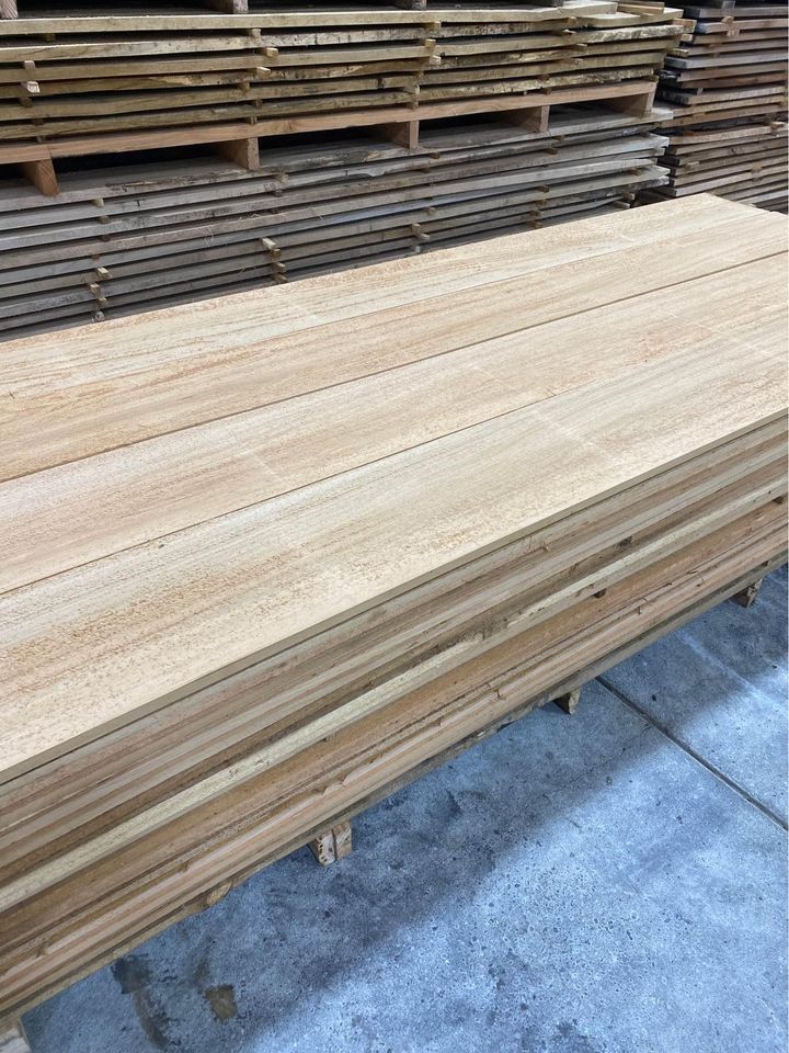 #1 Western Red Cedar 1x12